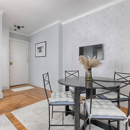 Matignon Saint-Honore : Magnifique Appartement 1Br Parijs Buitenkant foto